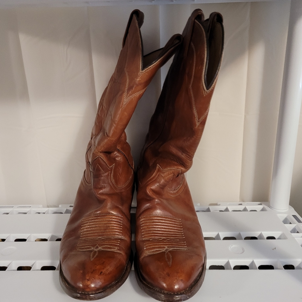 VTG Tony Lama Cowboy Boots